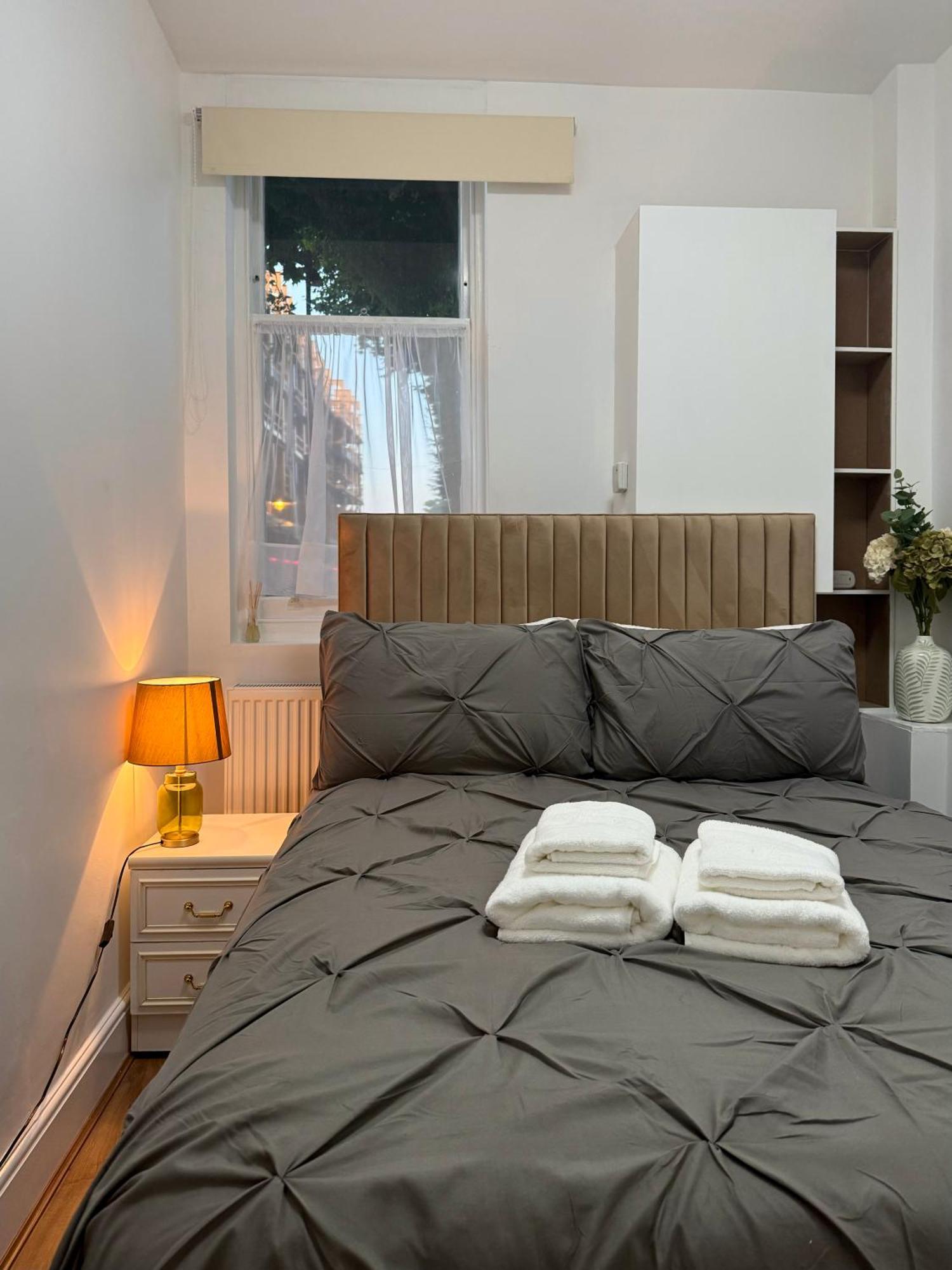 Beautiful 2Bedroom Flat In London St John Dış mekan fotoğraf